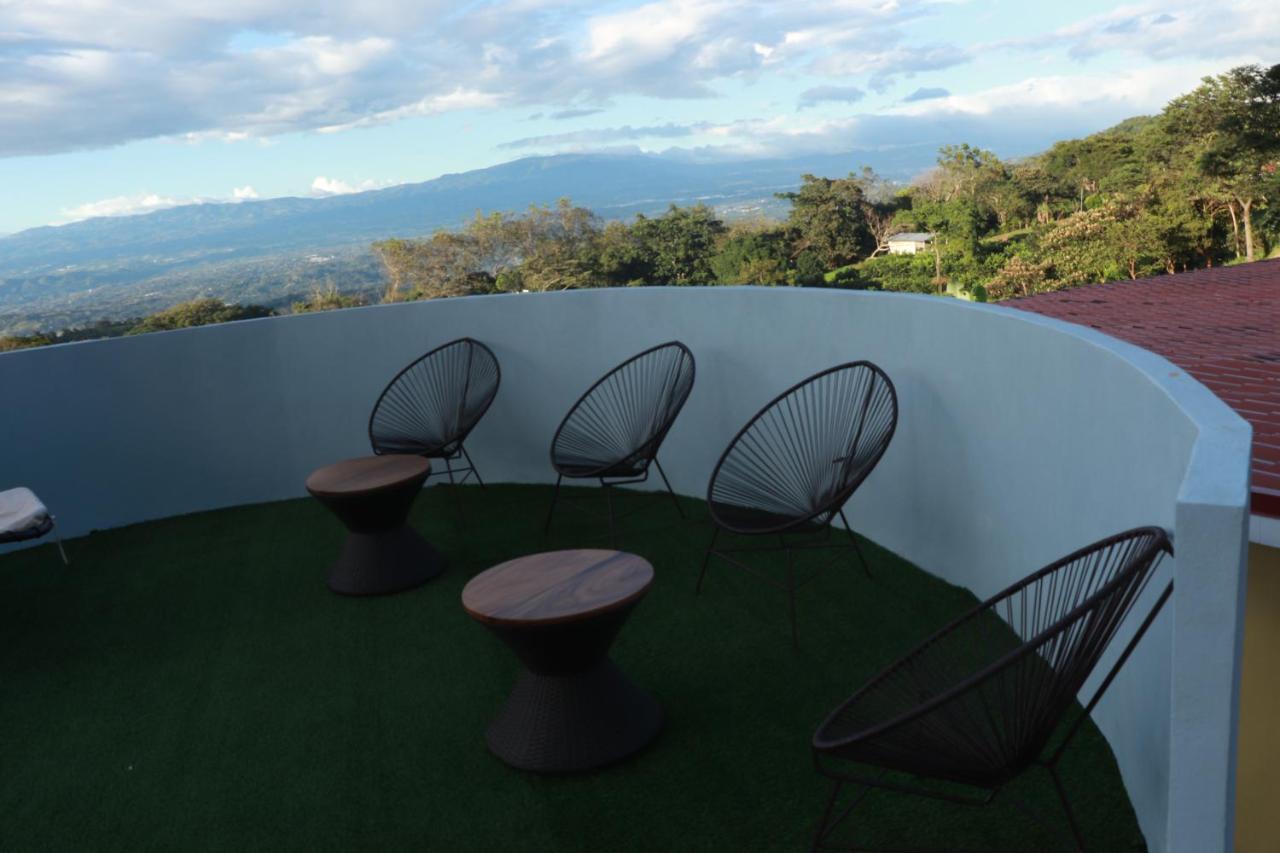 Badu Lodge Puriscal Santiago  Exterior photo